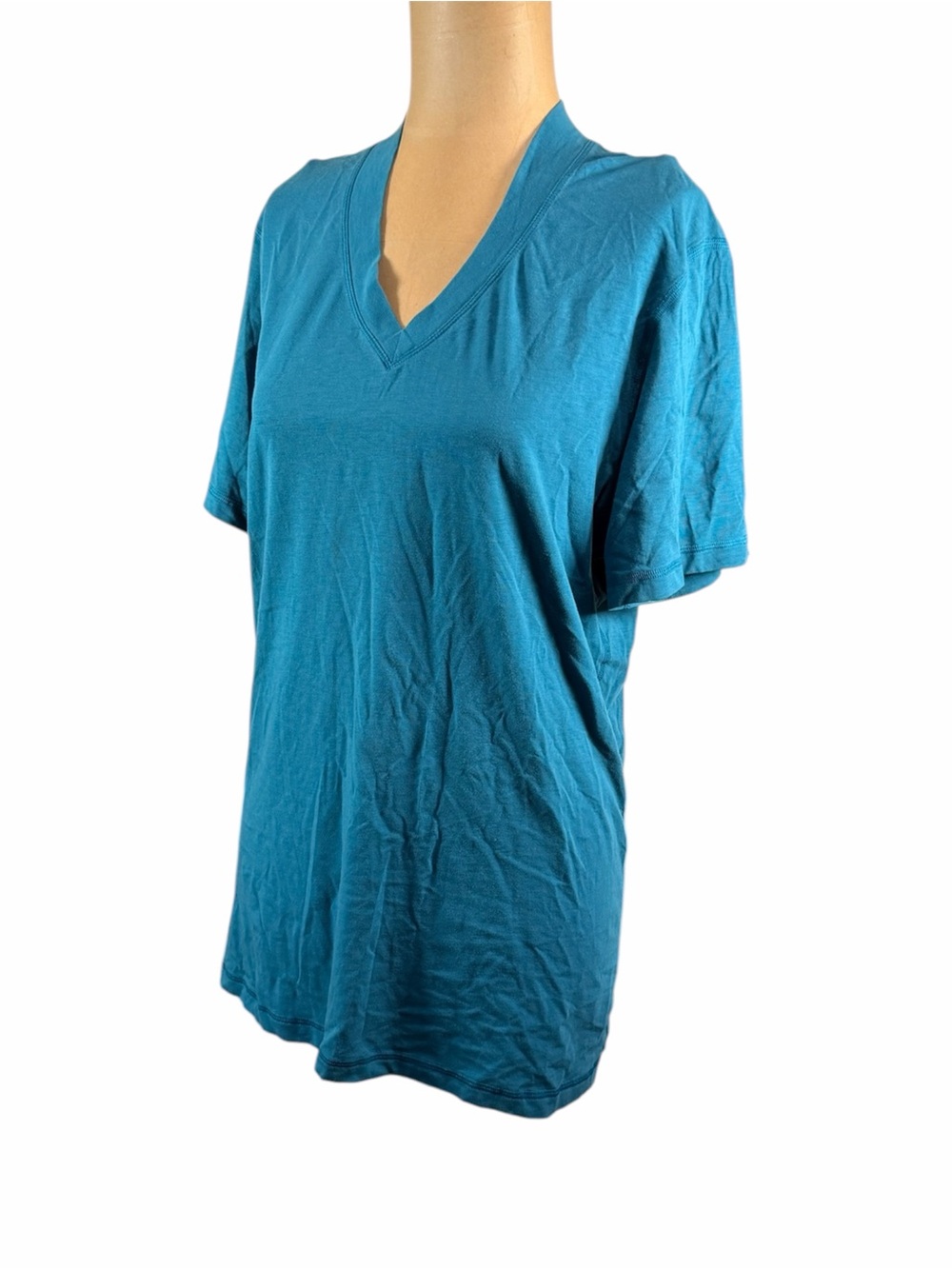 LULULEMON Teal V Neck Tee NWOT